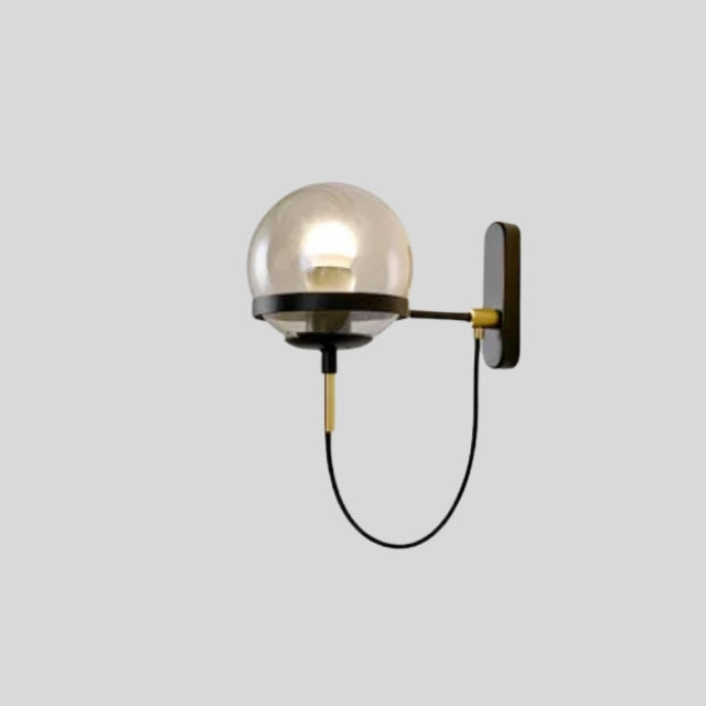 Modern minimalistisk vägglampa med en sfärisk skärm