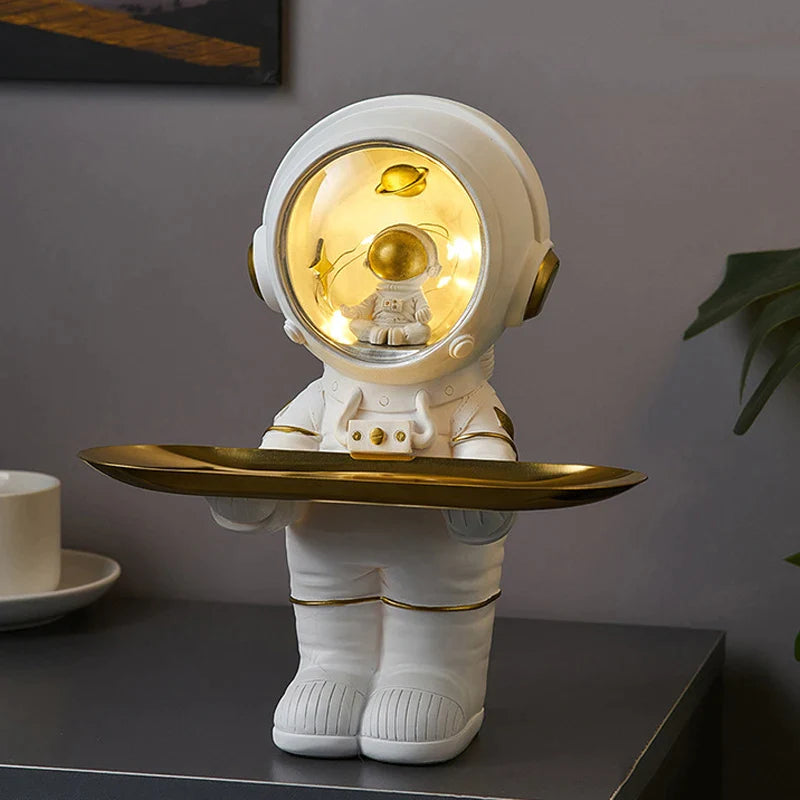 GalacticGrandeur- Kreativ dekoration med astronaut