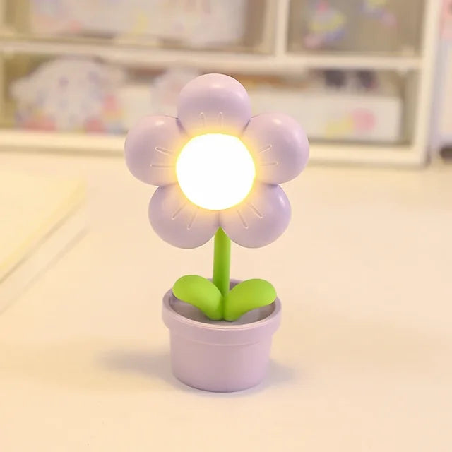 PixieFlora - Bordslampa med liten blomma