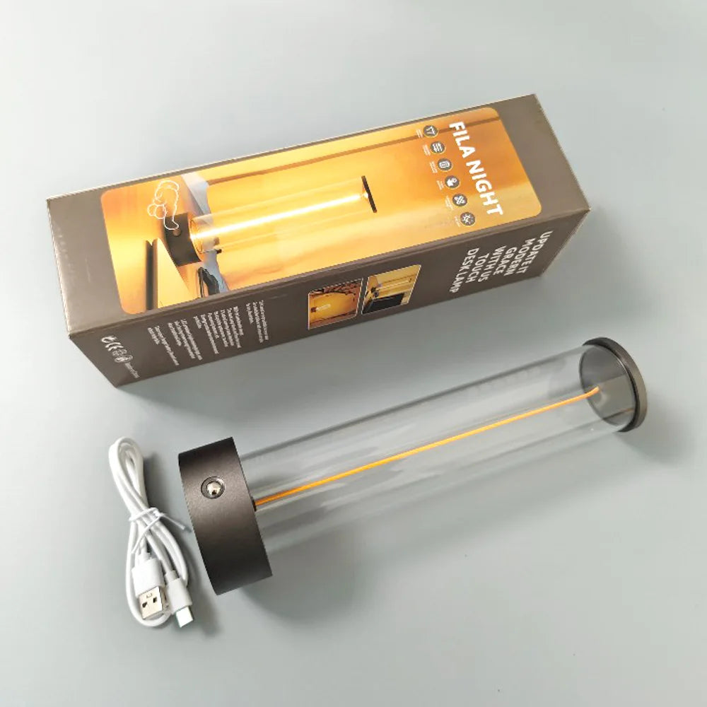 AlloyLuxe - Usb-bordslampa i aluminium